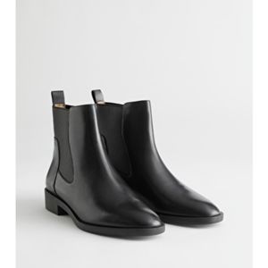 & Other Stories Almond Toe Leather Chelsea  Boots